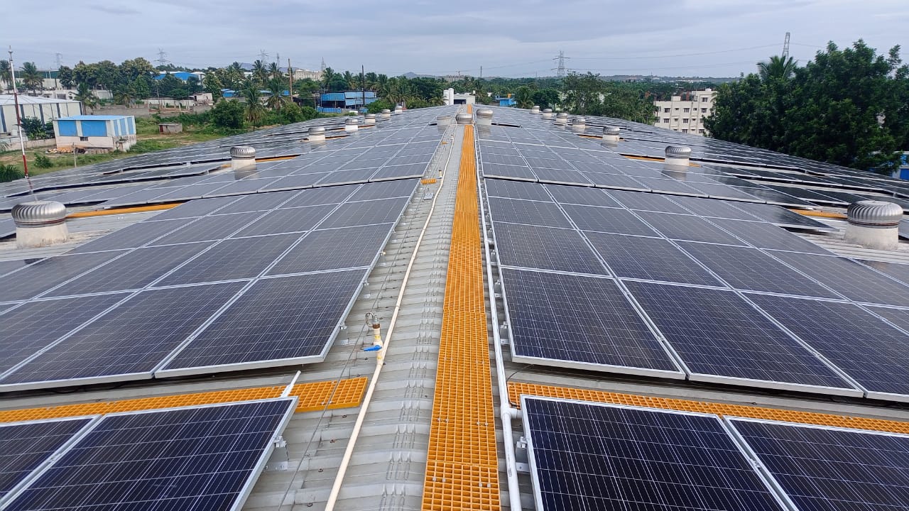 325 kWp Industrial Rooftop